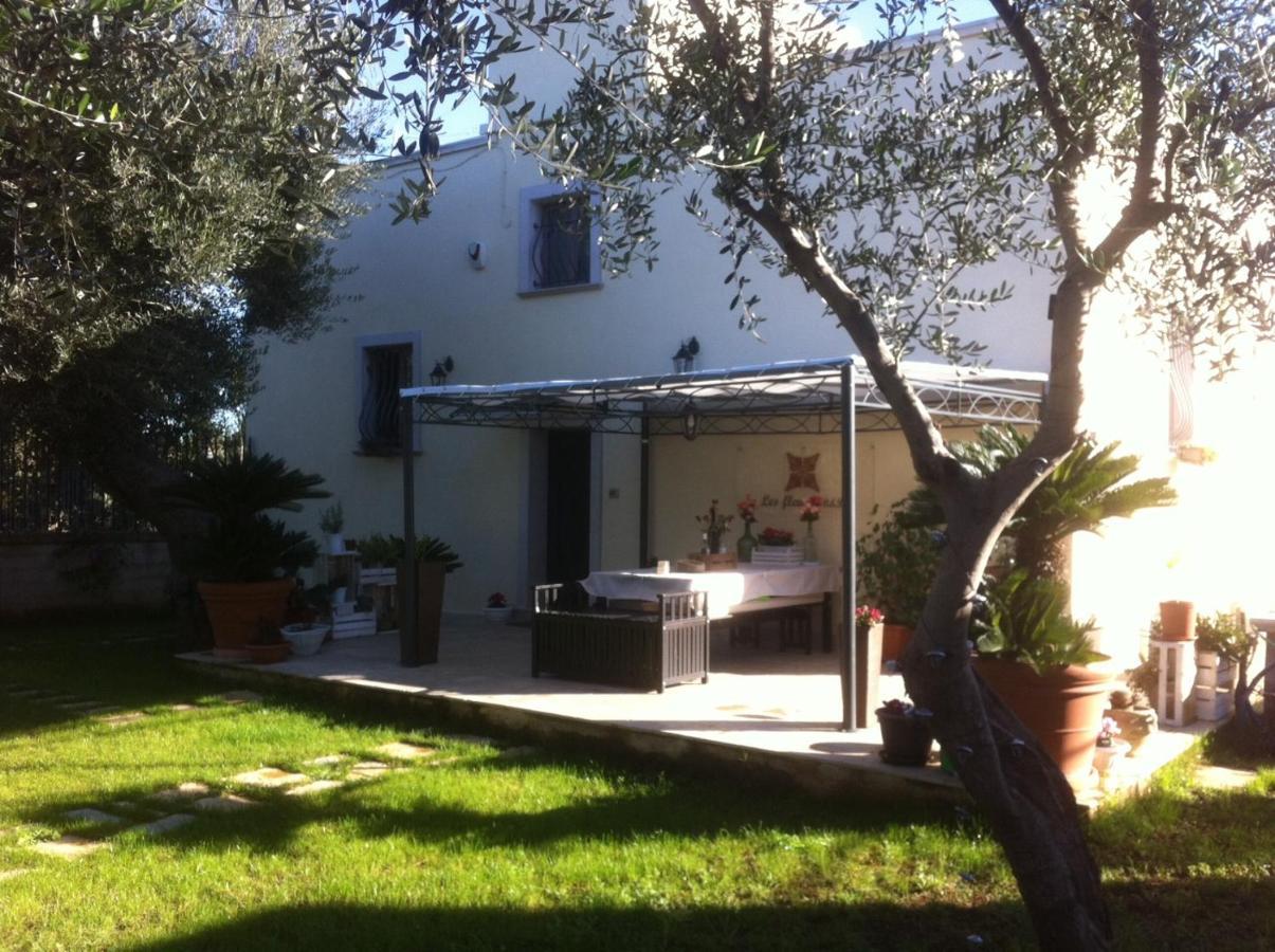 Les Fleurs B&B Bari Buitenkant foto